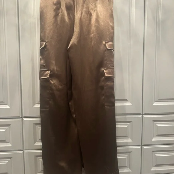 A New Day Metallic Bronze Cargo Pants-Size 6 - Picture 3 of 7